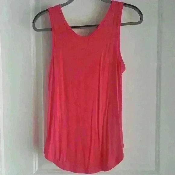 Pink No Boundaries Tank Top. SZ Lg. - Picture 2 of 3